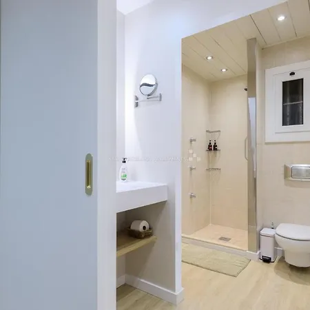 Rossello Apartment